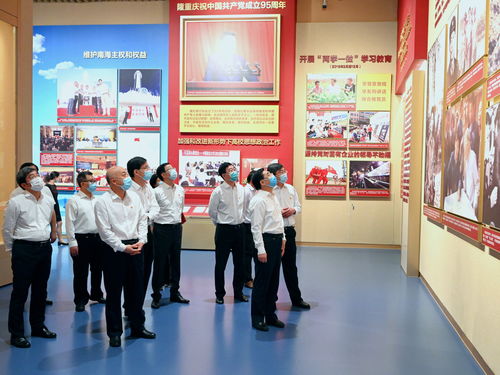 走进历史长河，传承红色基因——文化和旅游部组织干部参观党史展览并开展文艺交流